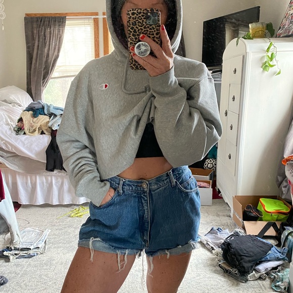 Vintage Levi’s cutoffs - Picture 4 of 8